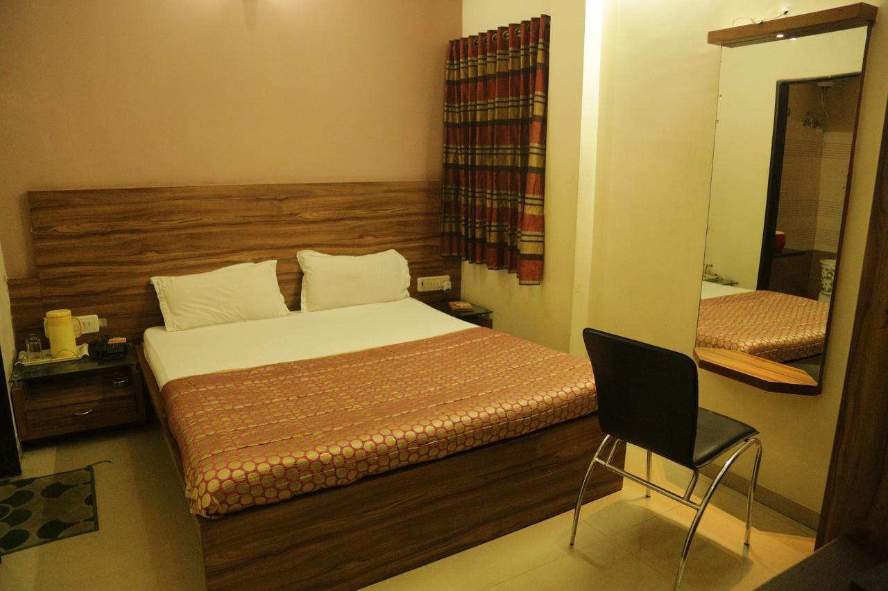 Hotel Kunal Ābu Road Kültér fotó