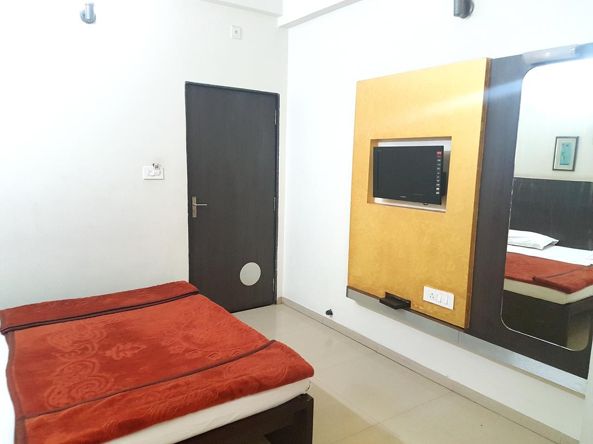 Hotel Kunal Ābu Road Kültér fotó